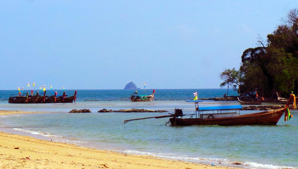 Elephants End Guesthouse Krabi Ao Nang Exterior photo